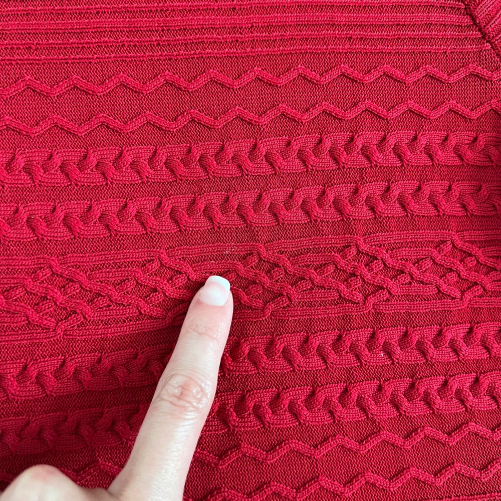 Carolina Herrera Red Cable Knit 3/4 Bell Sleeve Sweater Blouse M Elegant Holiday - Picture 7 of 11